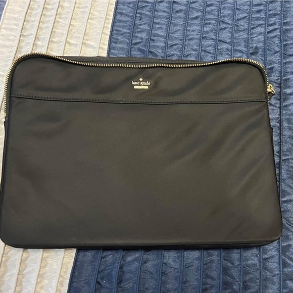 Kate Spade Black Laptop Bag with Structured Design - Picture 4 of 4
